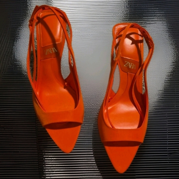 Adorable Orange  Zara Satin effect wrap ankle  Stilletto block heel sandals. - Picture 4 of 8